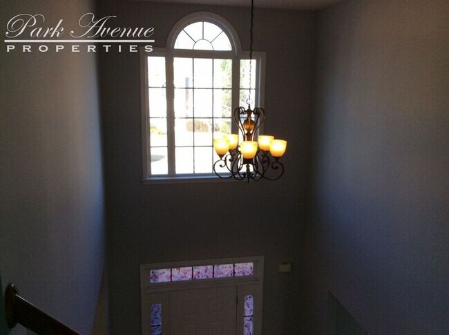 Building Photo - 7713 Noland Woods Dr