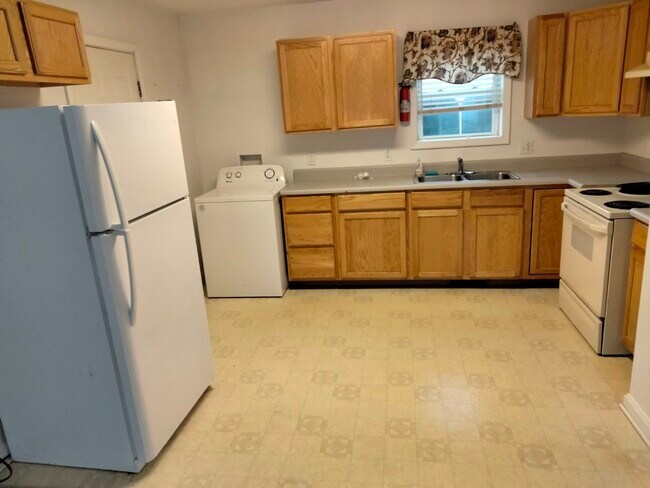 Building Photo - 845 Jefferson St