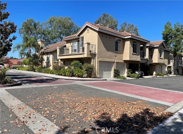 Foto del edificio - 8215 E Oak Ln