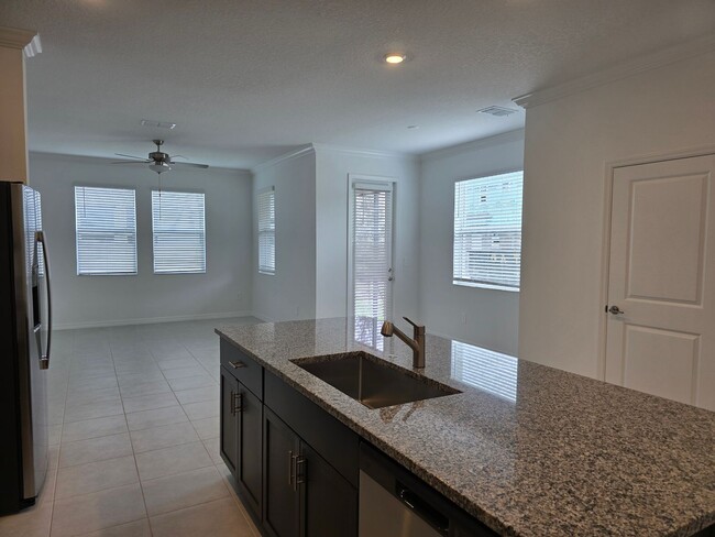 Foto del edificio - Brand New Corner Lot Townhome!