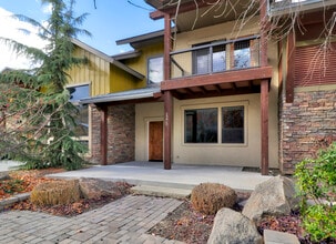 Building Photo - 1275 E Lone Creek Dr