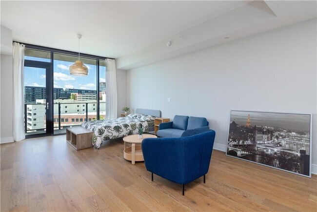 Foto del edificio - 788 West Marietta St NW