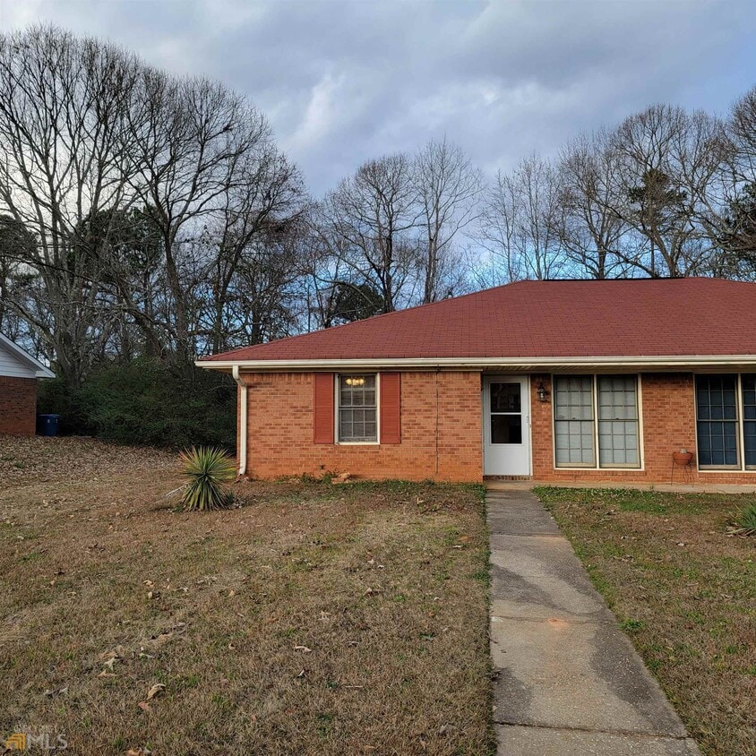 245 Rock Island Ln, Ellenwood, GA 30294 Townhome Rentals in Ellenwood