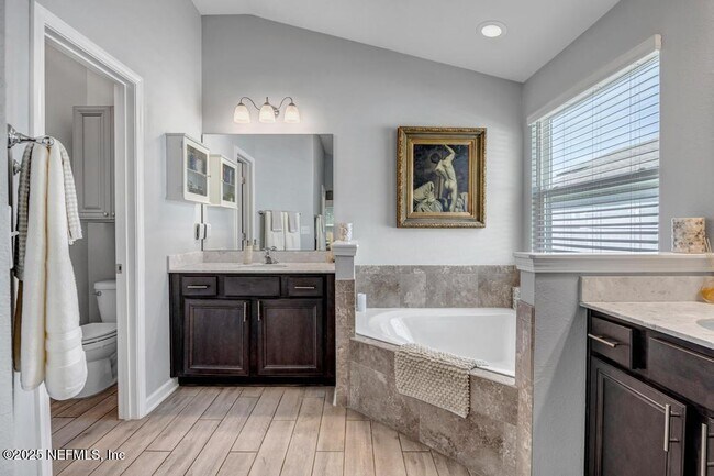 Foto del edificio - 11533 Red Koi Dr