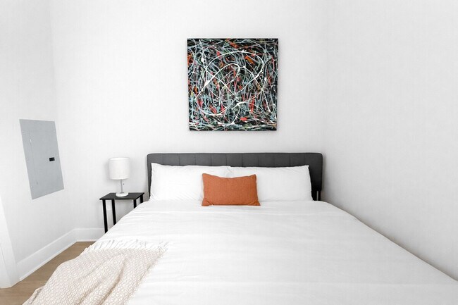 Building Photo - 4619 Douglas St