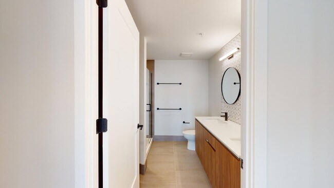Interior Photo - The MO