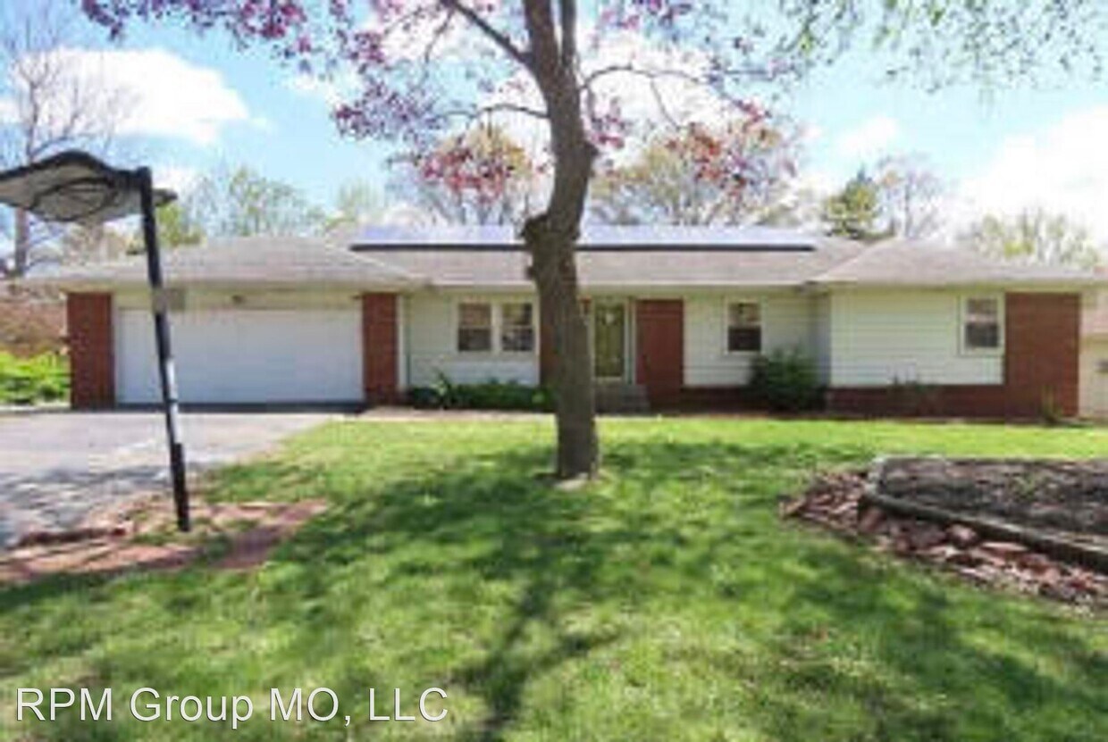 Foto principal - 7 br, 3 bath House - 4516 S Holiday Avenue