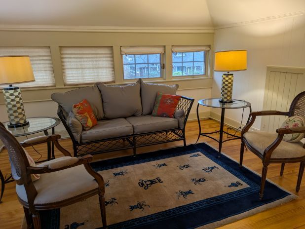 Cozy Den - 220 Melrose Cir