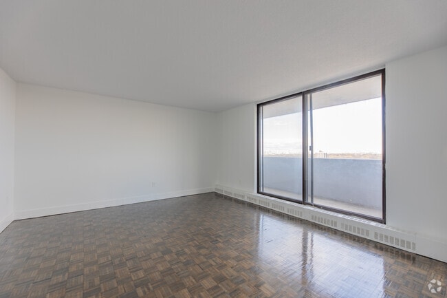 BACHELOR - 482SF - Living Room - 50 Burnhill Road