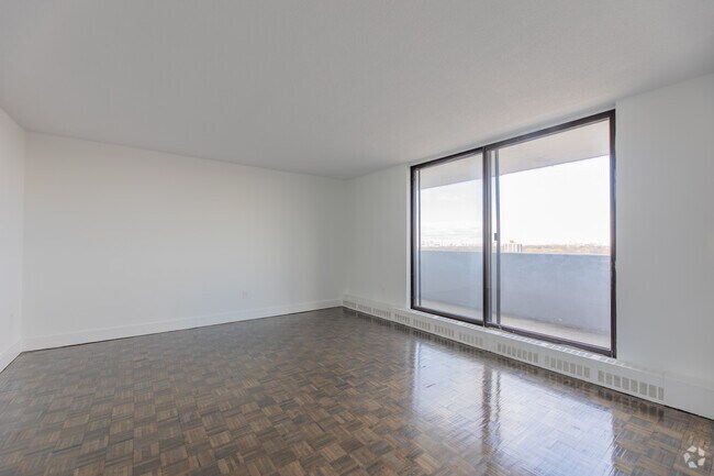 CACHET - 482 pi² - Salon - 50 Burnhill Road