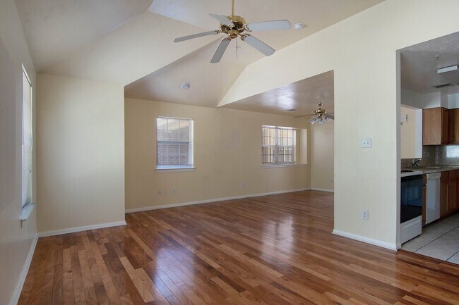 Foto del edificio - 1257 Lovett St