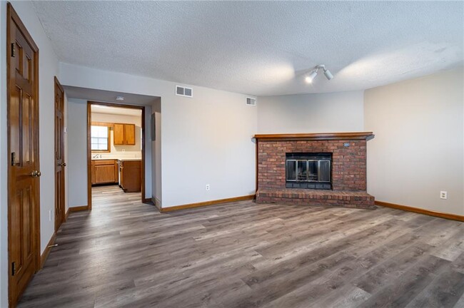 Building Photo - 4050 Sand Wedge Cir