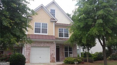 Building Photo - 388 St Claire Dr