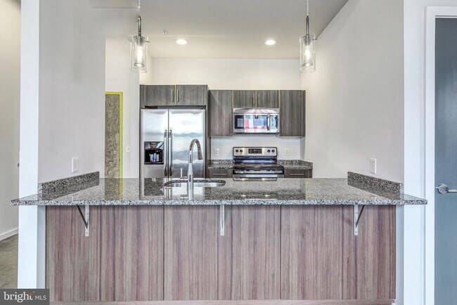 Foto del edificio - 4800 Brown St