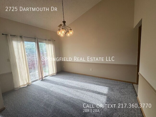 Foto del edificio - 2725 Dartmouth Dr