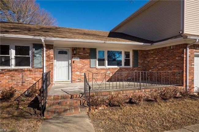 Building Photo - 4640 Miles Standish Rd