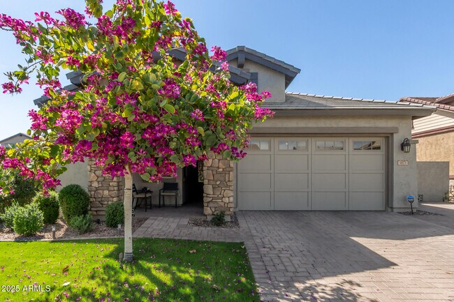 Building Photo - 3873 E Appaloosa Rd