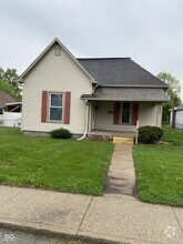 Building Photo - 658 Christian Ave