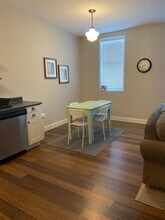 Building Photo - 114 S Franklin St