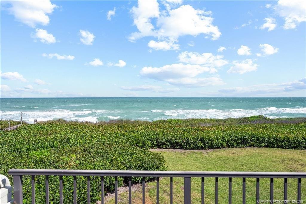 Foto del edificio - 2051 NE Ocean Blvd