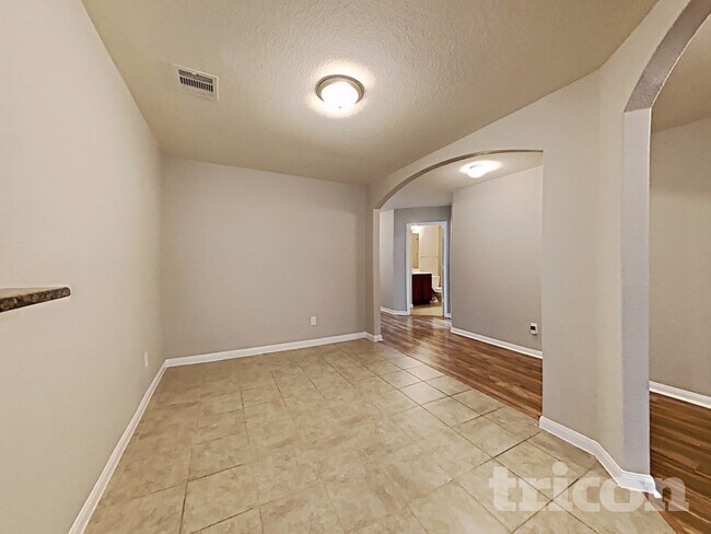 Foto del edificio - 25040 Authors Dr