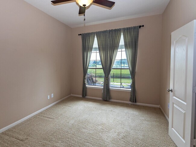 Foto del edificio - 3334 Spring Landing Ln