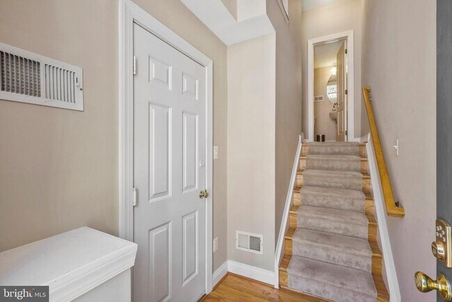 Foto del edificio - 5114 Vos Ln