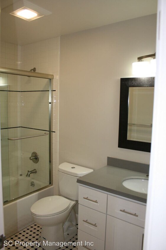 Building Photo - 40 26th Pl