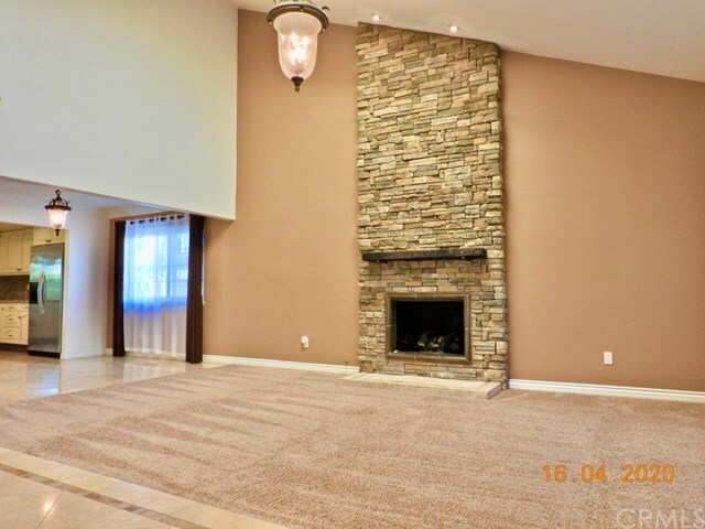 Building Photo - 9042 Mint Ave