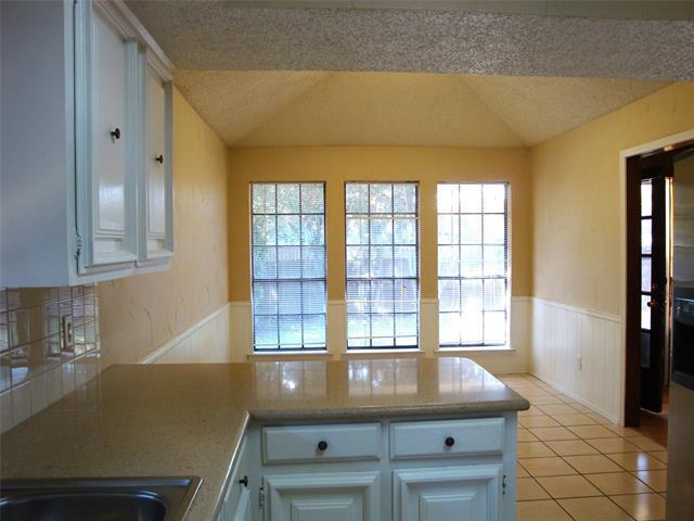Foto del edificio - 1700 Copper Creek Dr