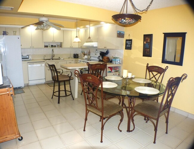 Foto del edificio - 2686 NW 7th Ct