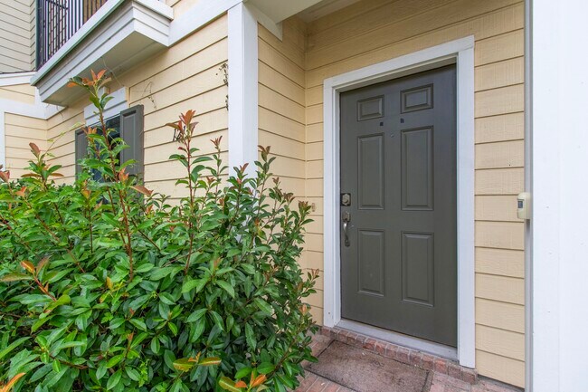 Foto del edificio - 1213 Nagle St