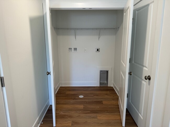 Washer/Dryer for personal use - 607 Carlton Ln