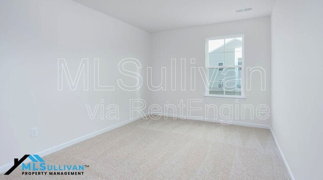 Building Photo - 2932 Egert Dr