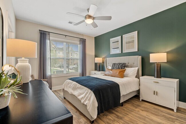 Interior Photo - Reserve at Greenwood