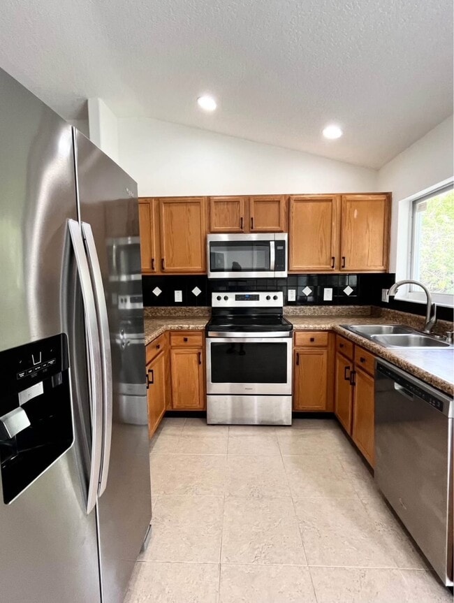 Building Photo - 13927 Corrine Key Pl