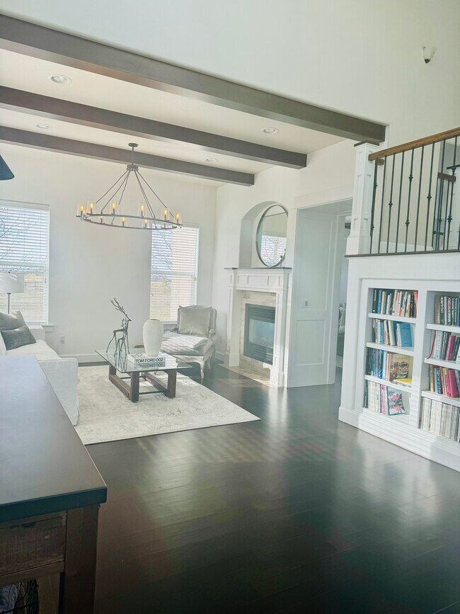 Foto del edificio - 5397 Lenox Ct