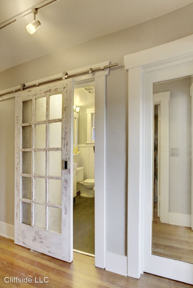 Foto del edificio - 3 br, 1 bath House - 532 N 39th St