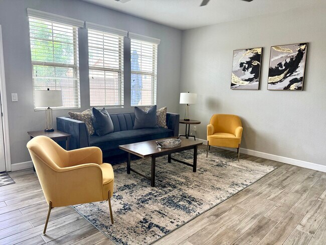 Foto del edificio - 3708 E Kerry Ln