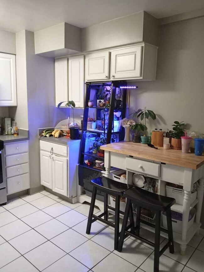 Foto del edificio - 7311 N Oakley Ave