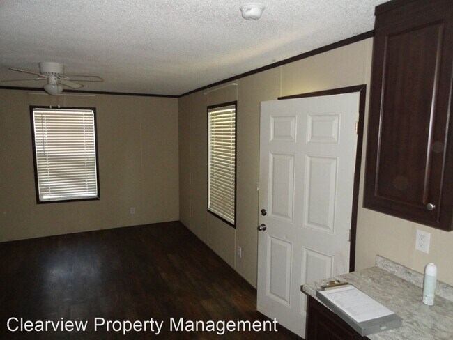 Building Photo - 1 br, 1 bath House - 3525 Ferris St