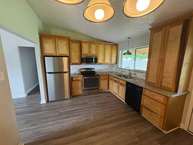 Foto del edificio - 3310 Ashwyne Ct