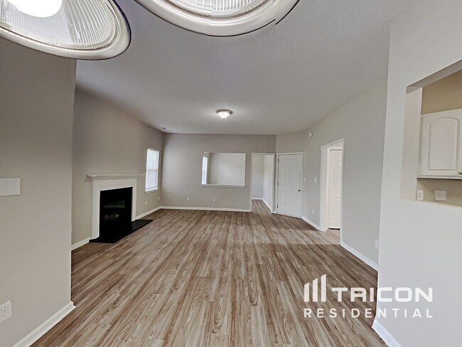 Building Photo - 3908 Chatterleigh Dr