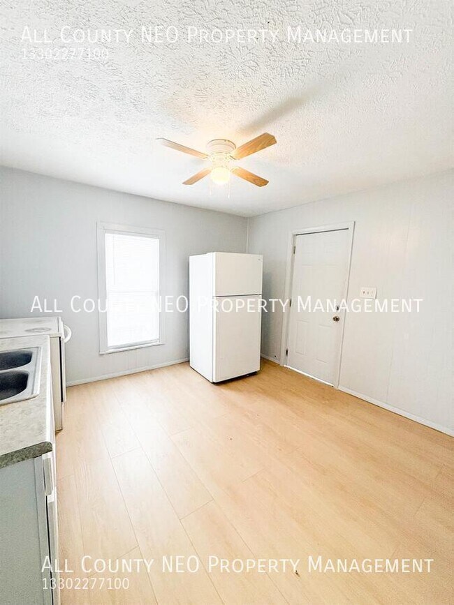 Building Photo - 911 Fulton Rd NW