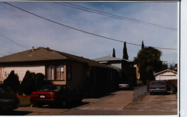 Foto del edificio - 1445 166th Ave
