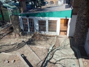 Building Photo - 817 Colorado Ave