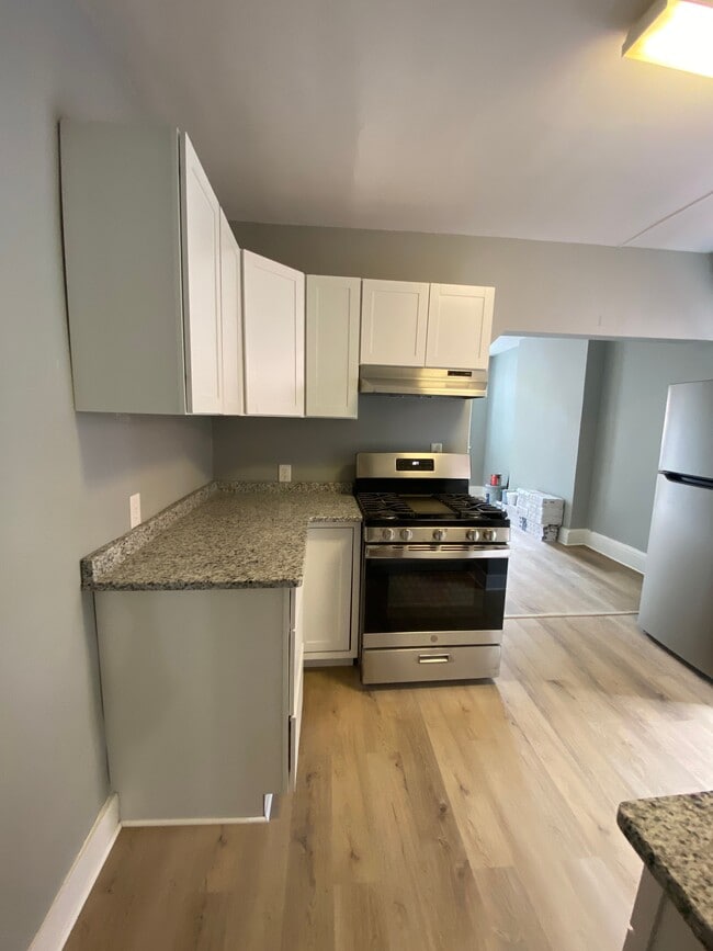 Foto del edificio - 619 N 32nd St