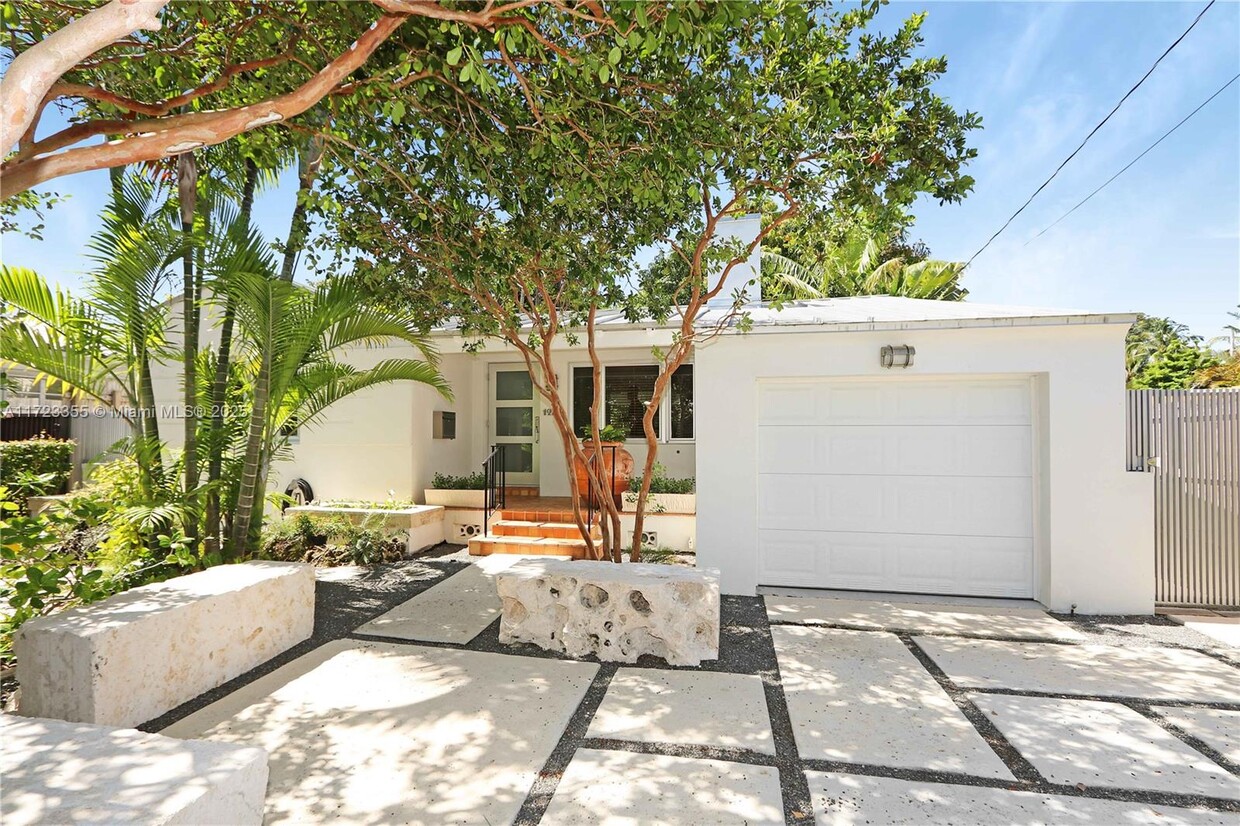 Foto principal - 1270 SW 17th St