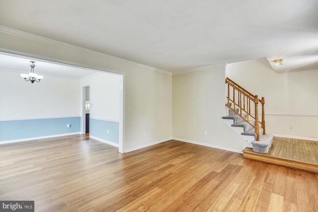 Building Photo - 13845 Springstone Dr