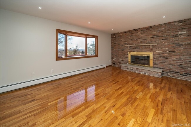 Foto del edificio - 62 Walter Dr